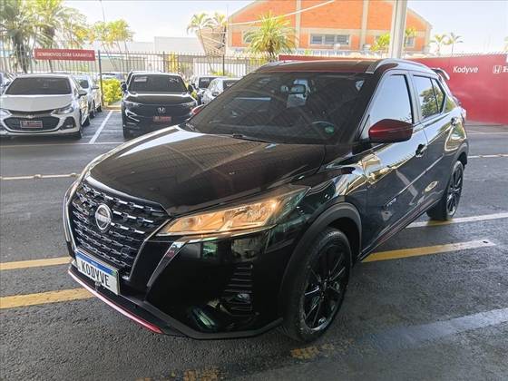 NISSAN KICKS 1.6 16V FLEXSTART XPLAY XTRONIC NISSAN KICKS 1.6 16V FLEXSTART XPLAY XTRONIC